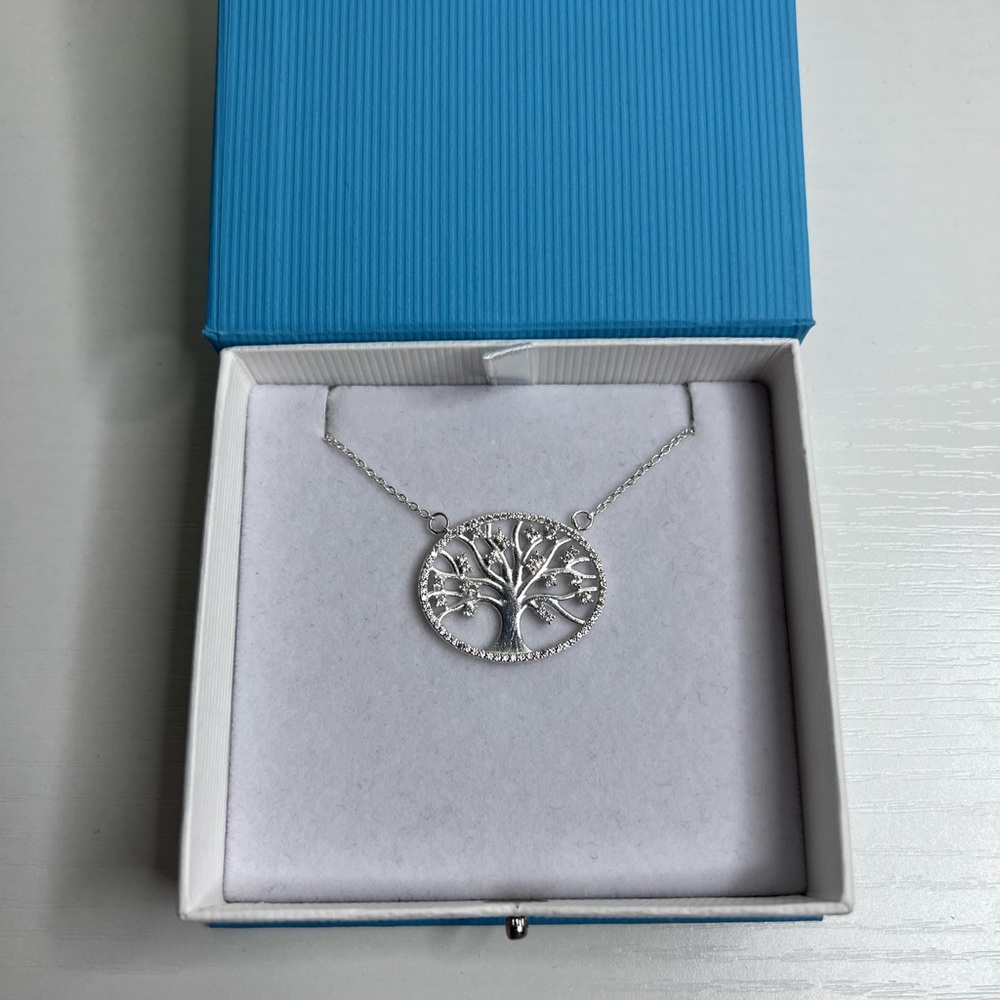 925 Sterling Silver Tree 🌳 Necklace